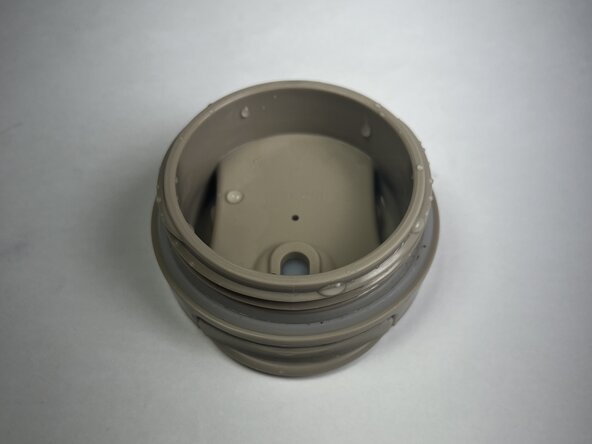 How to Fix a Leak on a Twisted Thermal Mug from Starbucks: step 2, image 1 of 2