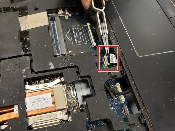 Alienware M18x CD Drive Replacement, CD Drive: crwdns2935265:016crwdnd2935265:02crwdnd2935265:03crwdne2935265:0