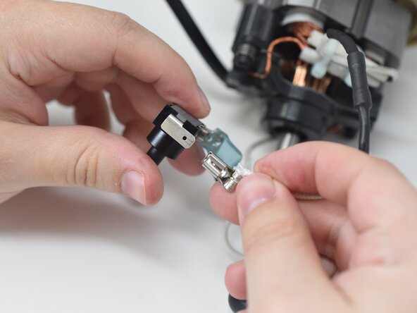 Bissell CleanView Compact 3508 Power Switch Replacement: crwdns2935265:015crwdnd2935265:02crwdnd2935265:03crwdne2935265:0