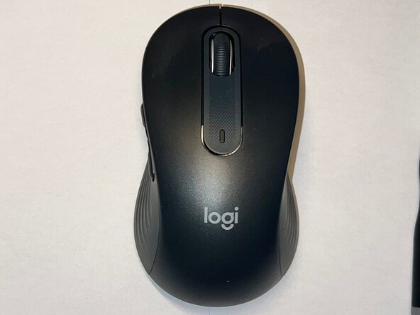 Logitech Signature M650 L Scroll Wheel Assembly Replacement, Scroll Wheel Assembly: step 1, image 1 of 3