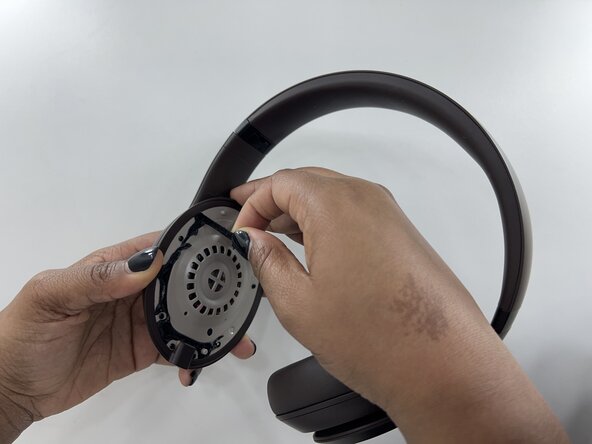 Beats Studio Pro Earpad Replacement: crwdns2935265:03crwdnd2935265:02crwdnd2935265:03crwdne2935265:0