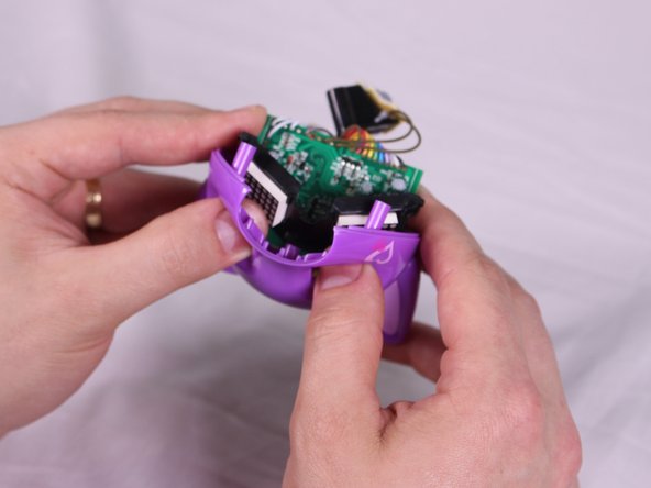 Zoomer Meowzies Eyes/Motherboard Replacement: crwdns2935265:014crwdnd2935265:02crwdnd2935265:03crwdne2935265:0