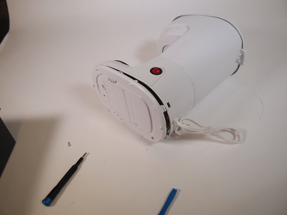 Mainstays White 12 Cup Drip Coffee Maker 28035441 Disassembly: crwdns2935265:07crwdnd2935265:02crwdnd2935265:03crwdne2935265:0