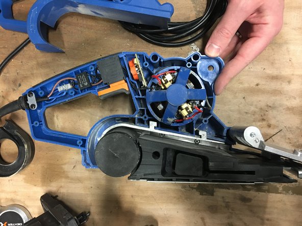 Dexter Corded Belt Sander - 900BS2.5 Motor Replacement: crwdns2935265:07crwdnd2935265:02crwdnd2935265:02crwdne2935265:0