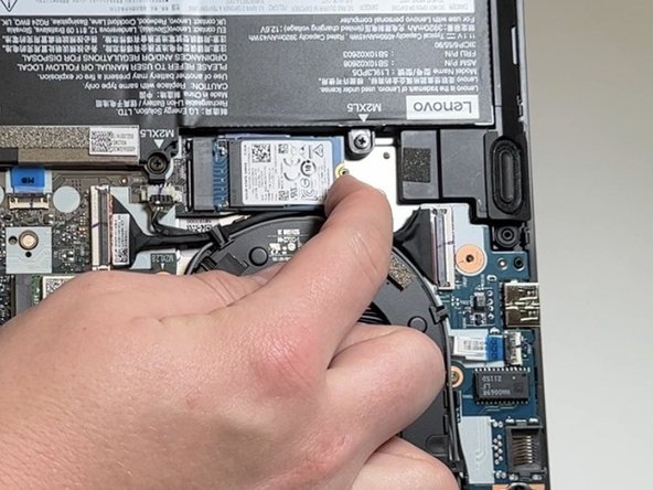 Solid-State Drive Replacement in ThinkPad E14 Gen 2 (AMD): step 6, image 3 of 3