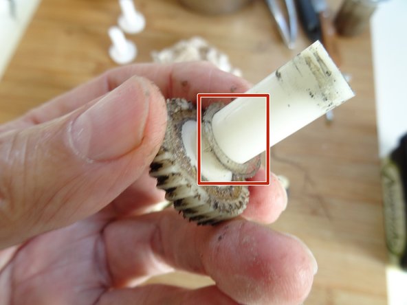 Replace Bosch MFQ1308 spur gear: step 6, image 2 of 2