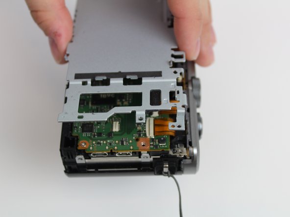 Panasonic Lumix DMC-ZS60 LCD Screen Replacement: crwdns2935265:07crwdnd2935265:03crwdnd2935265:03crwdne2935265:0