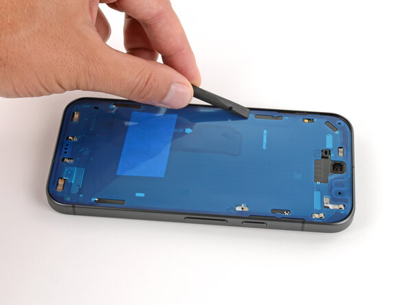 Google Pixel 10 Screen Replacement, Secure the adhesive: crwdns2935265:021crwdnd2935265:03crwdnd2935265:03crwdne2935265:0