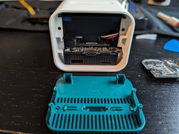 Disassembling Qingping Air Monitor Lite CGDN1, Open the back: crwdns2935265:05crwdnd2935265:02crwdnd2935265:02crwdne2935265:0