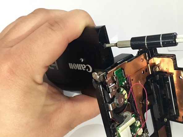 Canon Vixia HF S10 Camcorder LCD Screen Replacement: crwdns2935265:04crwdnd2935265:02crwdnd2935265:03crwdne2935265:0