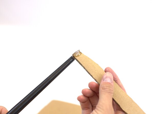 How to Replace the Tip of a Hiking Pole, Apply the glue: crwdns2935265:09crwdnd2935265:01crwdnd2935265:03crwdne2935265:0