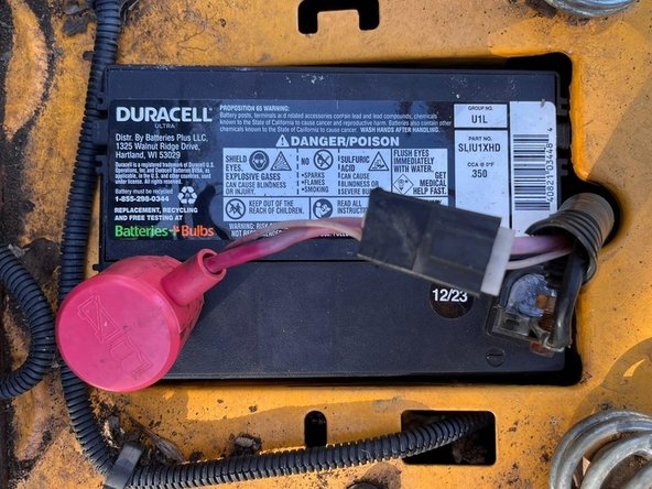 Cub Cadet LT1042 Starter Replacement: crwdns2935265:07crwdnd2935265:03crwdnd2935265:03crwdne2935265:0