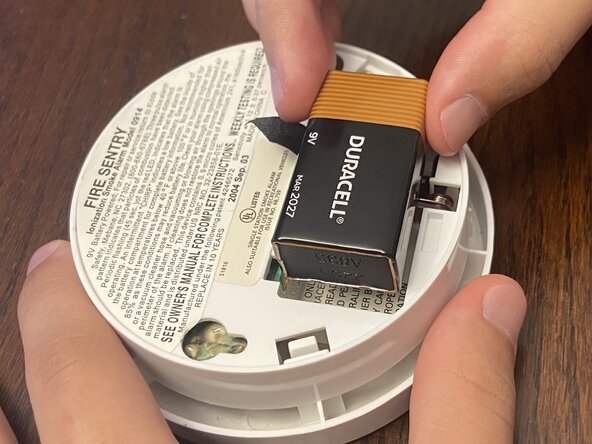 Kidde Fire Sentry Smoke Detector Battery Replacement: 手順 5、 1の画像 1