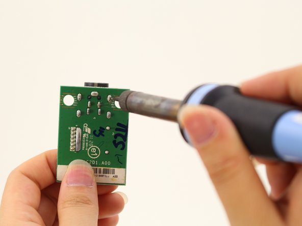 Wacom Cintiq 24HD Power Port Replacement: crwdns2935265:015crwdnd2935265:02crwdnd2935265:02crwdne2935265:0