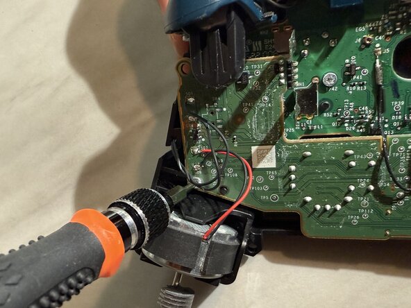 How to Fix Xbox Series (Model 1914) Controller Stick Drift Without Soldering: Schritt 5, Bild 2 von 3