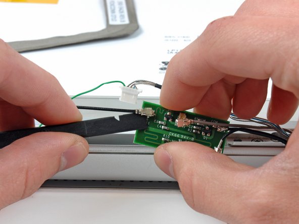 PowerBook G4 Aluminum 17" 1-1.67 GHz LCD Replacement: crwdns2935265:017crwdnd2935265:02crwdnd2935265:02crwdne2935265:0