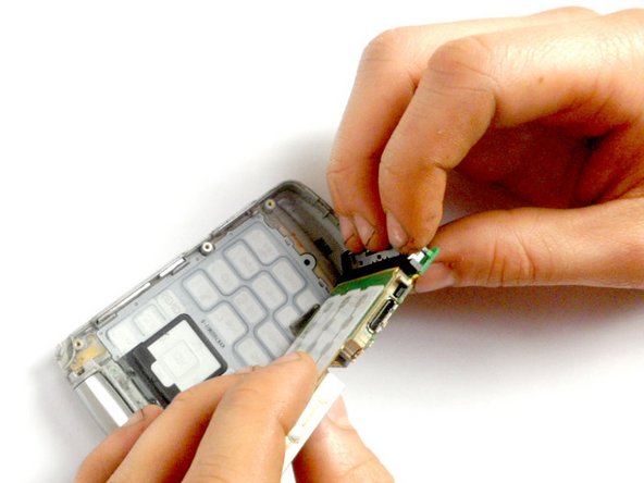 LG VX8700 Motherboard Replacement: crwdns2935265:06crwdnd2935265:02crwdnd2935265:03crwdne2935265:0