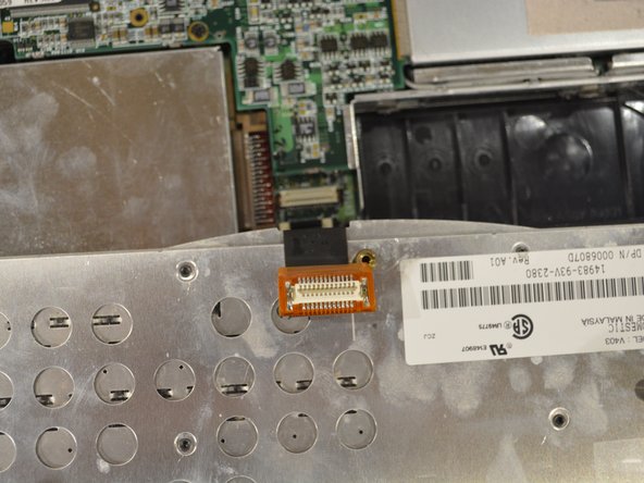 Dell Latitude CP Teardown, Keyboard Ribbon Cable: crwdns2935265:08crwdnd2935265:02crwdnd2935265:02crwdne2935265:0