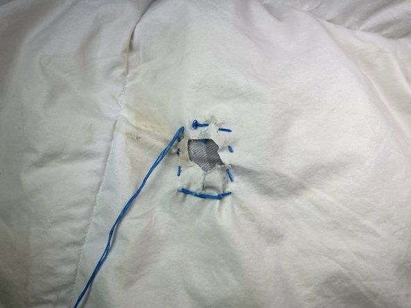 How to Repair a Hole in a Duvet Insert: 步骤 6 中的图像 3，3
