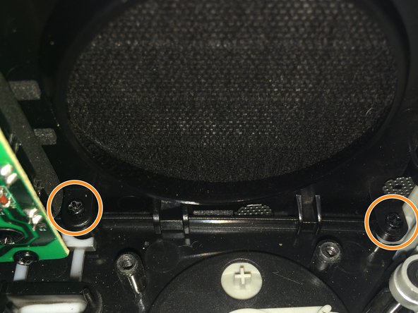 iHome iBN97 Display Screen Replacement, Dismantling the Case: crwdns2935265:09crwdnd2935265:03crwdnd2935265:03crwdne2935265:0