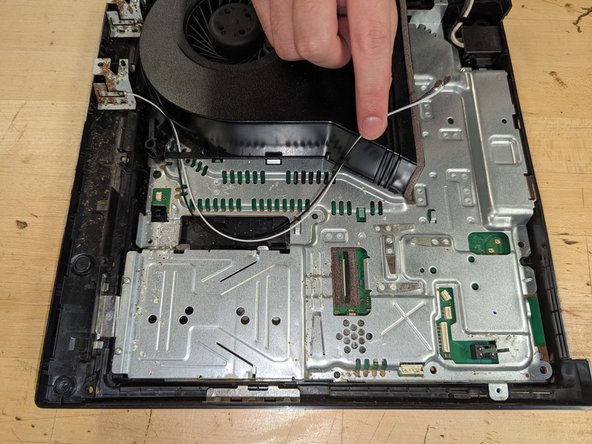 PlayStation 3 Slim Thermal Paste Replacement: crwdns2935265:016crwdnd2935265:02crwdnd2935265:03crwdne2935265:0
