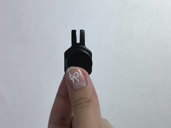 Toast Master Blender Button Replacement: step 8, image 2 of 3