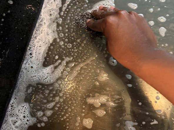 How to Clean a Clouded Glass Oven Door: crwdns2935265:04crwdnd2935265:02crwdnd2935265:03crwdne2935265:0