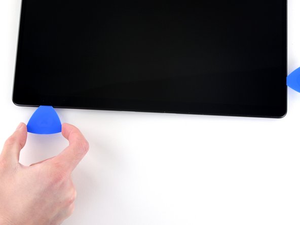 Microsoft Surface Pro X Screen Replacement: crwdns2935265:012crwdnd2935265:02crwdnd2935265:02crwdne2935265:0