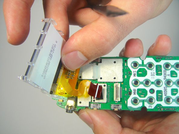 Motorola V2397 Motherboard/Screen Replacement: crwdns2935265:07crwdnd2935265:02crwdnd2935265:02crwdne2935265:0