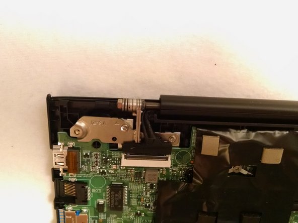 Lenovo U41-70 Teardown, Tightening Hinges, Tighten Hinges: crwdns2935265:04crwdnd2935265:02crwdnd2935265:03crwdne2935265:0