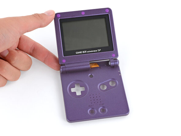 How to Reshell Your Game Boy Advance SP, Close your Game Boy: crwdns2935265:047crwdnd2935265:01crwdnd2935265:02crwdne2935265:0