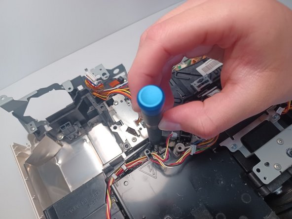 Epson Home Cinema 2150 Exhaust Fan Replacement: crwdns2935265:025crwdnd2935265:03crwdnd2935265:03crwdne2935265:0