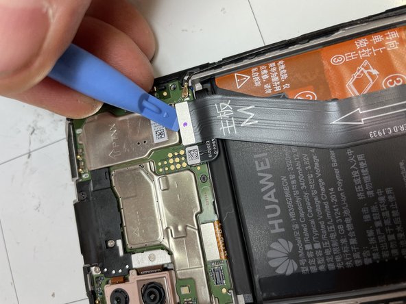 Disassembly of the Huawei P Smart 2019: step 3, image 2 of 3