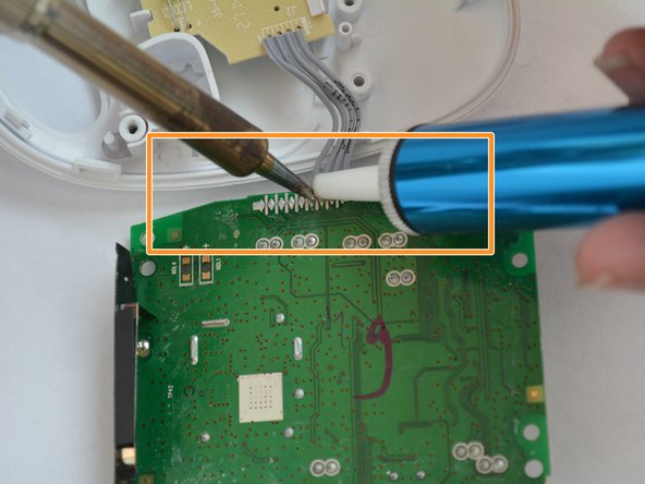 VTech Safe and Sound DM111-2  Baby Unit Motherboard replacement Guide: crwdns2935265:05crwdnd2935265:02crwdnd2935265:03crwdne2935265:0