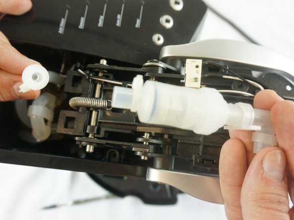 Keurig K40 Spring  Replacement: crwdns2935265:03crwdnd2935265:03crwdnd2935265:03crwdne2935265:0