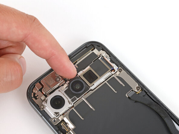 Google Pixel 10 Front Camera Replacement, Install the bracket: step 26, image 3 of 3