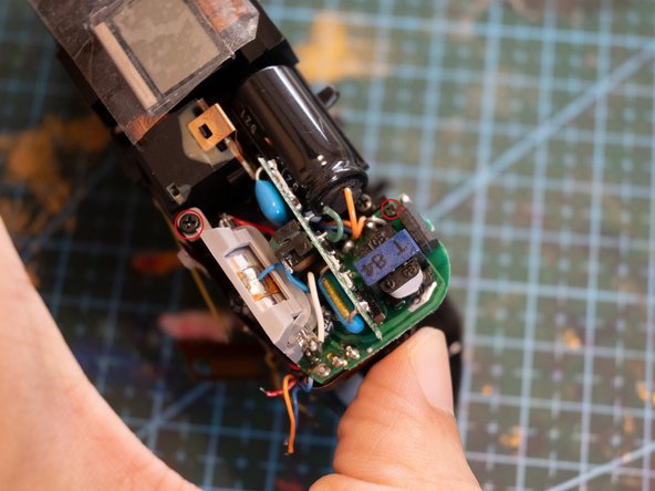 Yashica T5D Shutter Flex Cable Replacement: crwdns2935265:09crwdnd2935265:02crwdnd2935265:03crwdne2935265:0