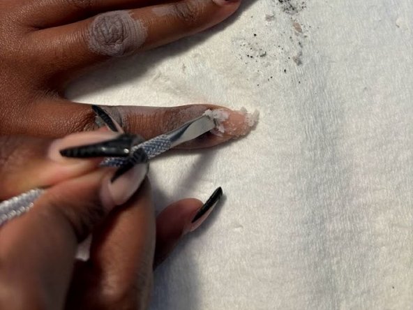 How to Remove Acrylic Nails: crwdns2935265:05crwdnd2935265:02crwdnd2935265:02crwdne2935265:0