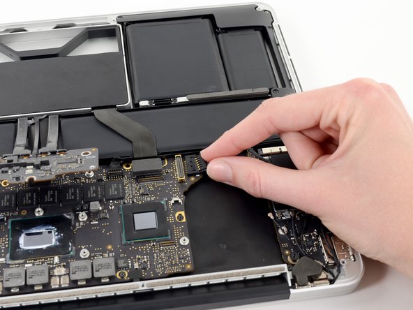 MacBook Pro 13" Retina Display Early 2013 MagSafe DC-In Board Replacement, Logic Board Assembly: crwdns2935265:021crwdnd2935265:03crwdnd2935265:03crwdne2935265:0