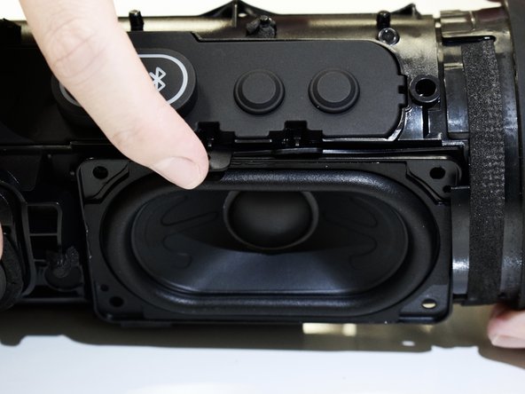 JBL Charge 5 Motherboard Replacement: crwdns2935265:013crwdnd2935265:02crwdnd2935265:03crwdne2935265:0