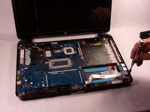 HP 15-r137wm TouchSmart Audio Speakers Replacement, Audio Speakers: crwdns2935265:07crwdnd2935265:02crwdnd2935265:02crwdne2935265:0