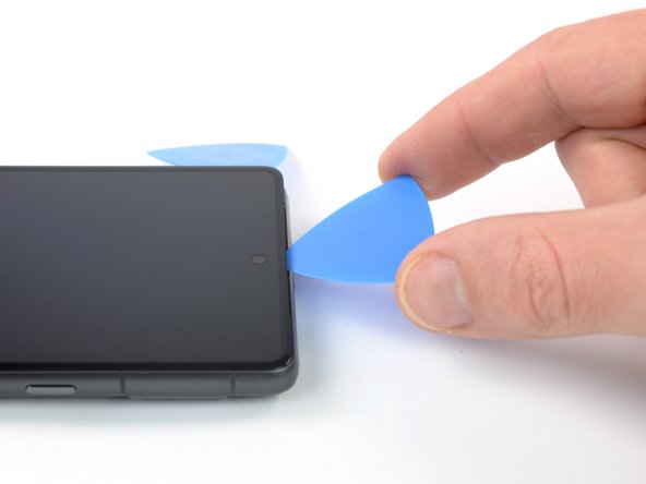 Screen Removal, Slice the top edge adhesive: stap 0, afbeelding 2 van 3