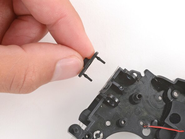 Steam Controller (2nd Gen, 2026) Flexible Button Circuit Replacement, Remove the bumper membranes: adım 23, 3 resimden 3.