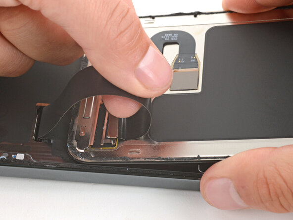 Google Pixel 10 Pro XL Screen Replacement, Peel up the screen cable: 11 단계, 이미지 2개 중 1개