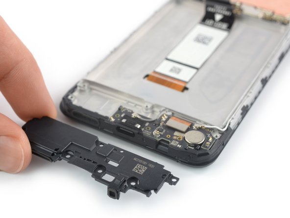 Xiaomi Redmi Note 10 5G Screen Replacement, Remove the loudspeaker: crwdns2935265:027crwdnd2935265:03crwdnd2935265:03crwdne2935265:0