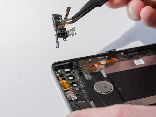 Essential Phone Cameras Replacement: step 31, image 3 of 3