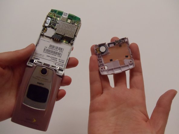 Sanyo Katana Keypad Replacement: crwdns2935265:05crwdnd2935265:03crwdnd2935265:03crwdne2935265:0