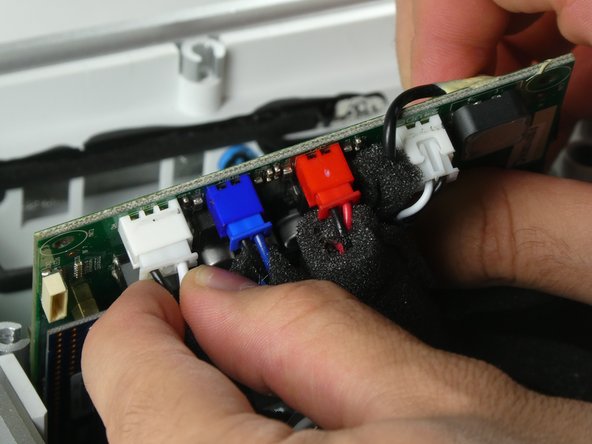 Definitive Technology W7 Motherboard Replacement: crwdns2935265:04crwdnd2935265:02crwdnd2935265:02crwdne2935265:0