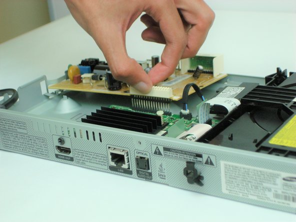 Samsung BD-F5900 Main Logic Board Replacement: step 5, image 3 of 3