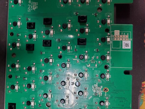 Disassembling Logitech G515 Lightspeed TKL, Extra pictures of board (1): adım 9, 3 resimden 3.